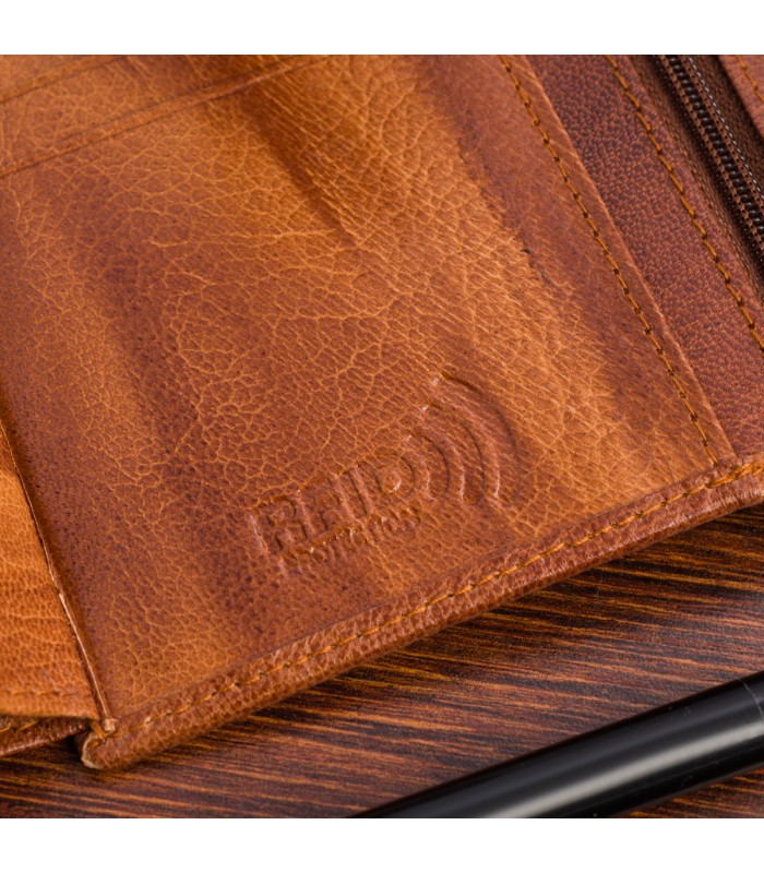 Portfel skórzany męski pionowy klasyczny brązowy RFiD Beltimore D35