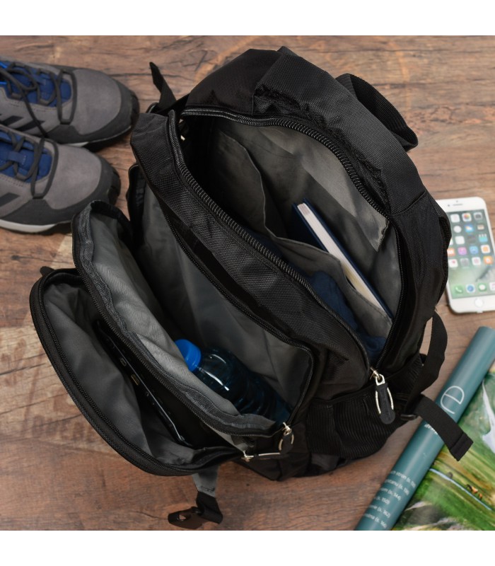 Czarny plecak sportowy miejski trekkingowy wytrzymały T15